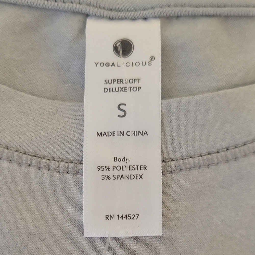 Yogalicious Soft Gray Short Sleeve Tee - Picture 2 of 5